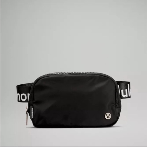 Lululemon everywhere belt bag - Picture 1 of 6